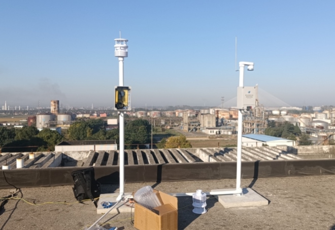 雷電預(yù)警設(shè)備安裝現(xiàn)場 雷電預(yù)警設(shè)備安裝現(xiàn)場