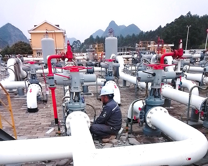 防雷接地標(biāo)準(zhǔn)化改造施工現(xiàn)場(chǎng)